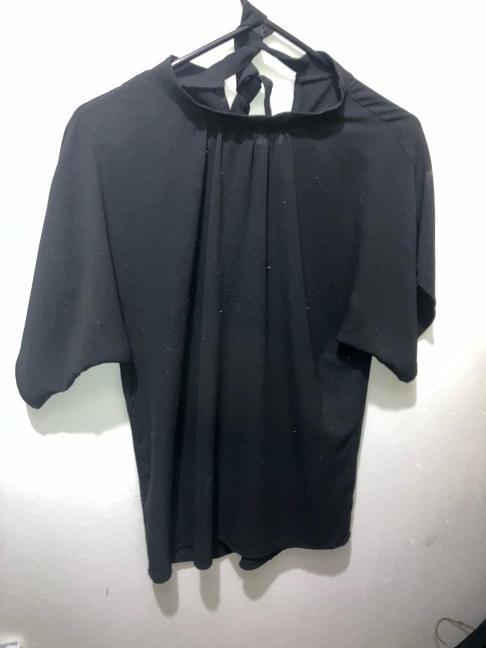 Source Unknown Black Short-Sleeve Mock Neck Blouse with Back Detail